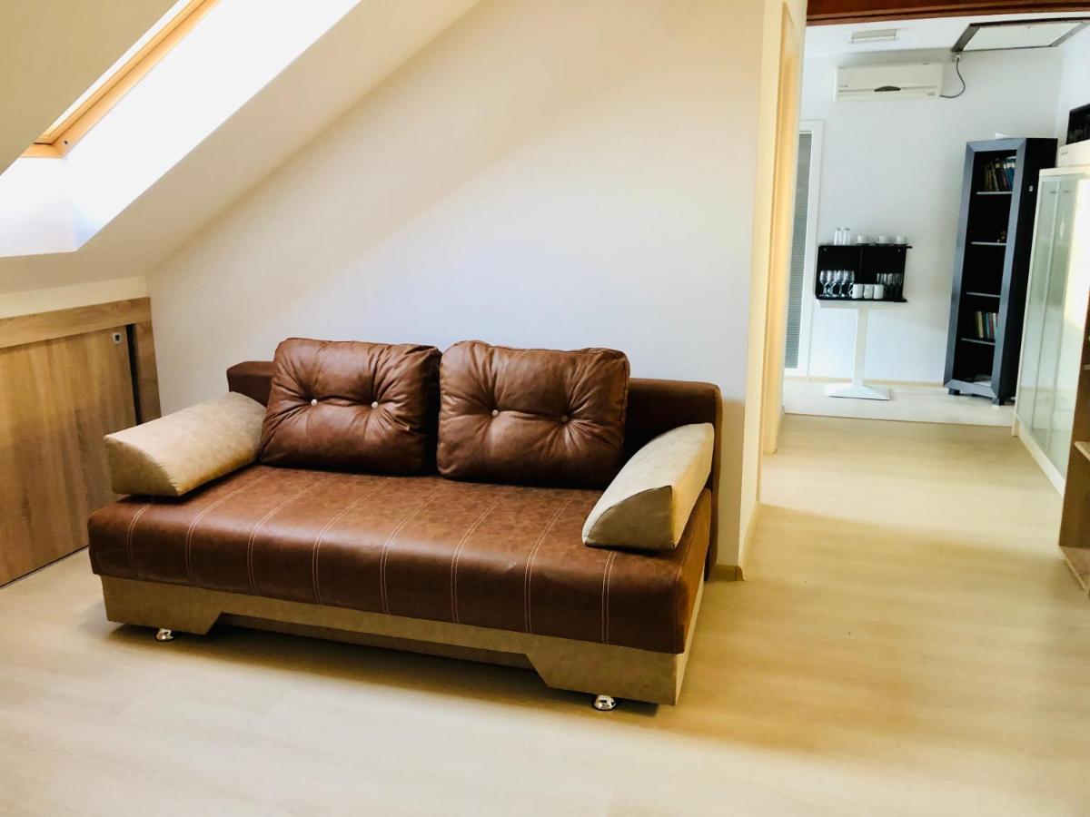 Ultra-Central Modern And Big Apartments In Union Square U41-U44 Timisoara Exterior foto